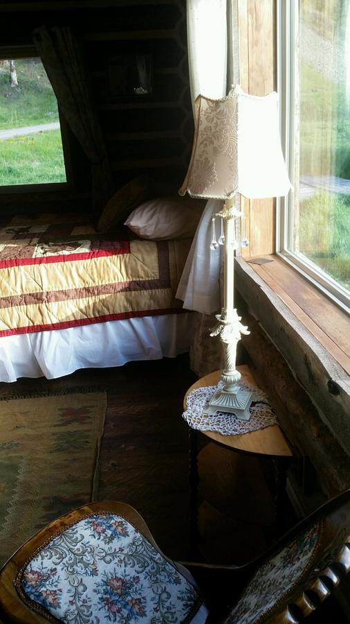 Creek Cabin Gardiner Exterior foto